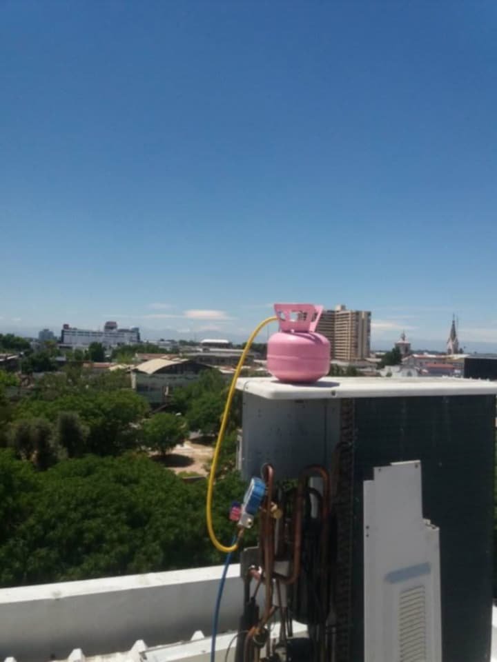 6d708fd2 5852 4bed 9801 1970066daf9e